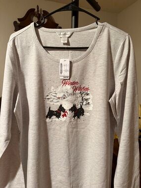 Christopher & Banks Light Gray Holiday Scottie Dog Graphic Top
